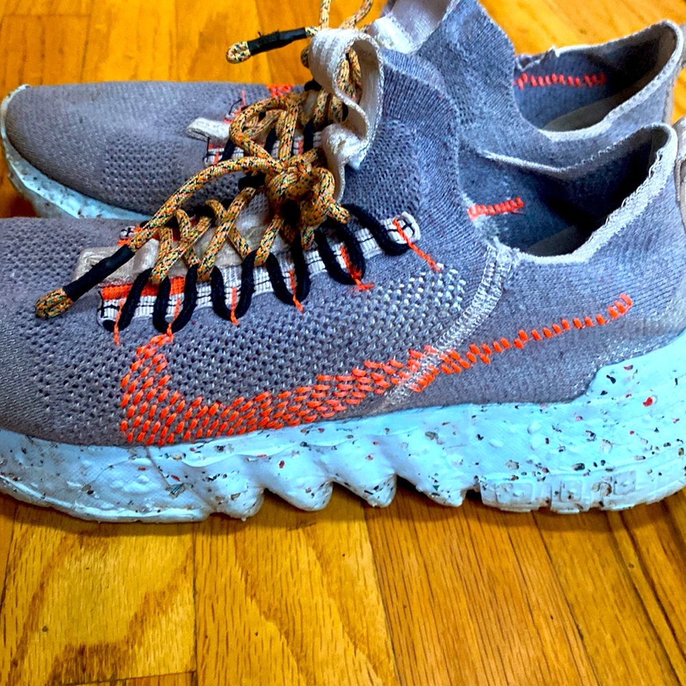 Nike Space Hippie 01 Sneakers